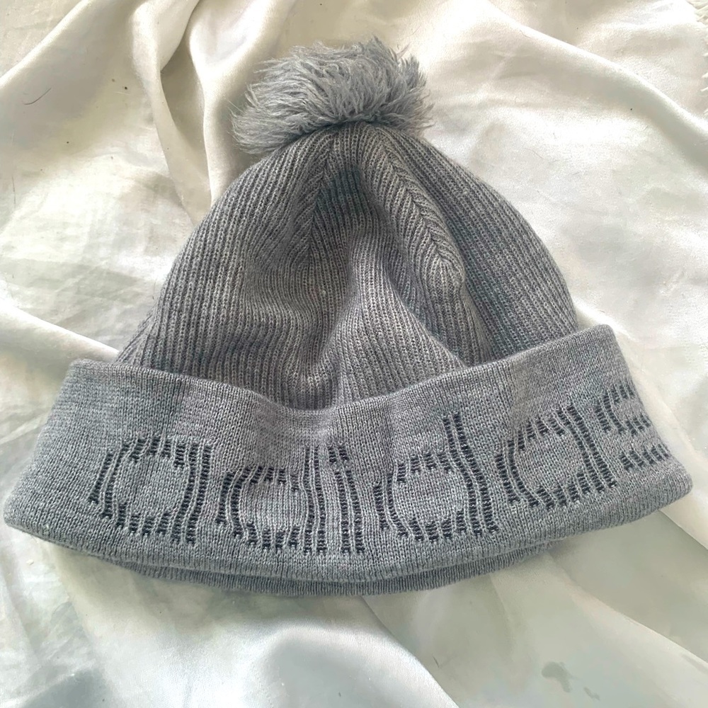 Adidas beanie